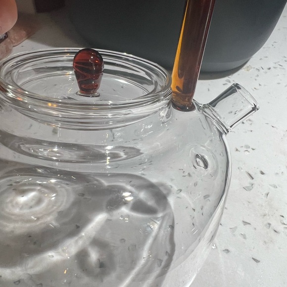 Glass teapot 🫖 - Picture 2 of 5